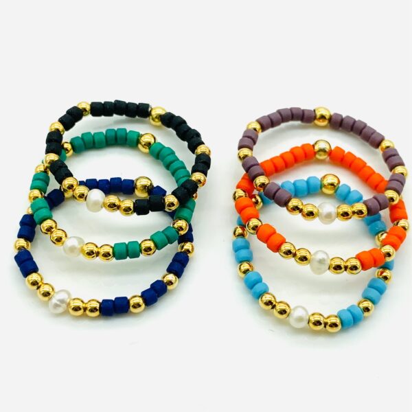 freudenschmuck-Duesseldorf-Heishi-Beads-Flexring-Silberkugeln-vergoldet-2mm-Suesswasserper-le-Varianten-Image